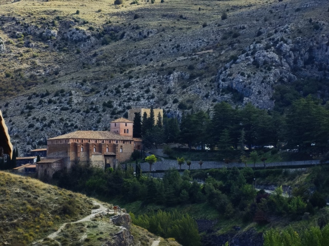ALBARRACIN-106