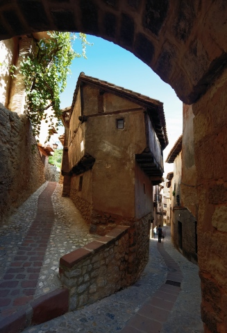 ALBARRACIN-111